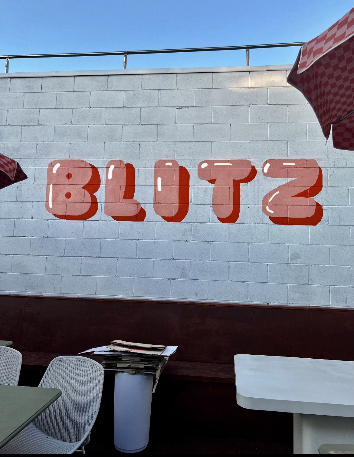 Blitz Bar mural detail